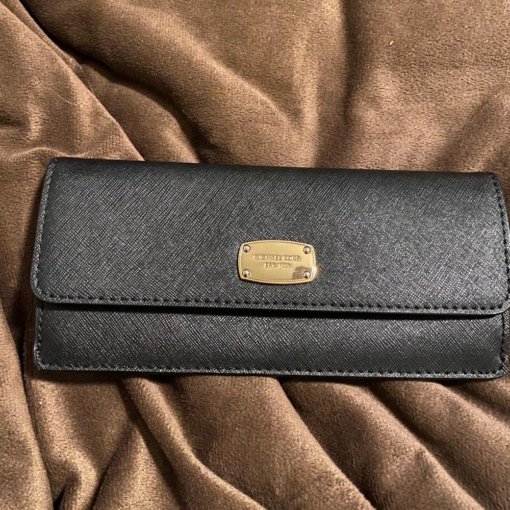 Michael Kors wallet